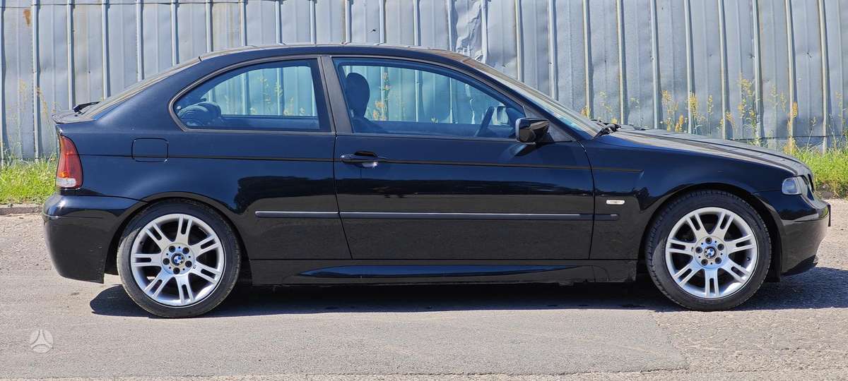 BMW 318, 1.8 l., coupe