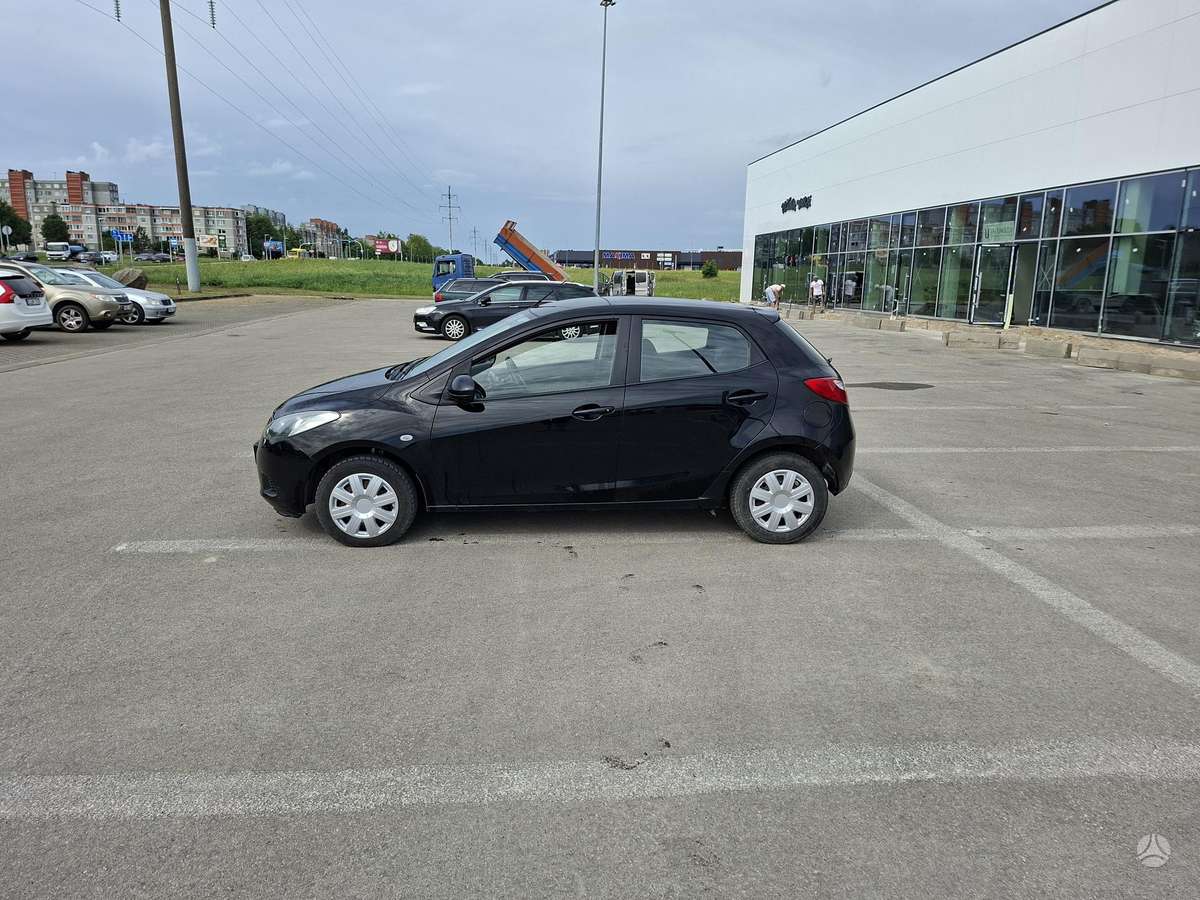 Mazda 2, 1.4 l., hatchback