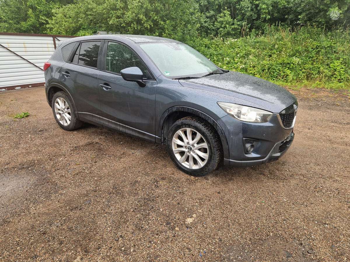 Mazda CX-5 dalimis