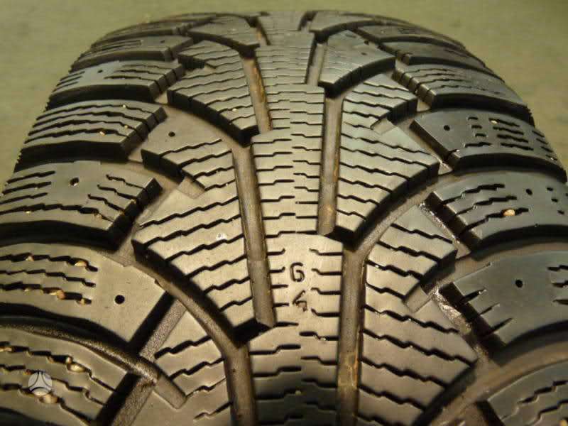 Pirelli SUPER KAINA, winter 215/55 R17