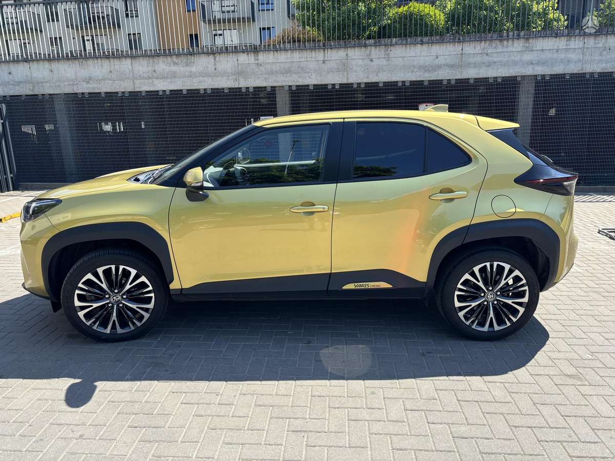 Toyota Yaris Cross - 8