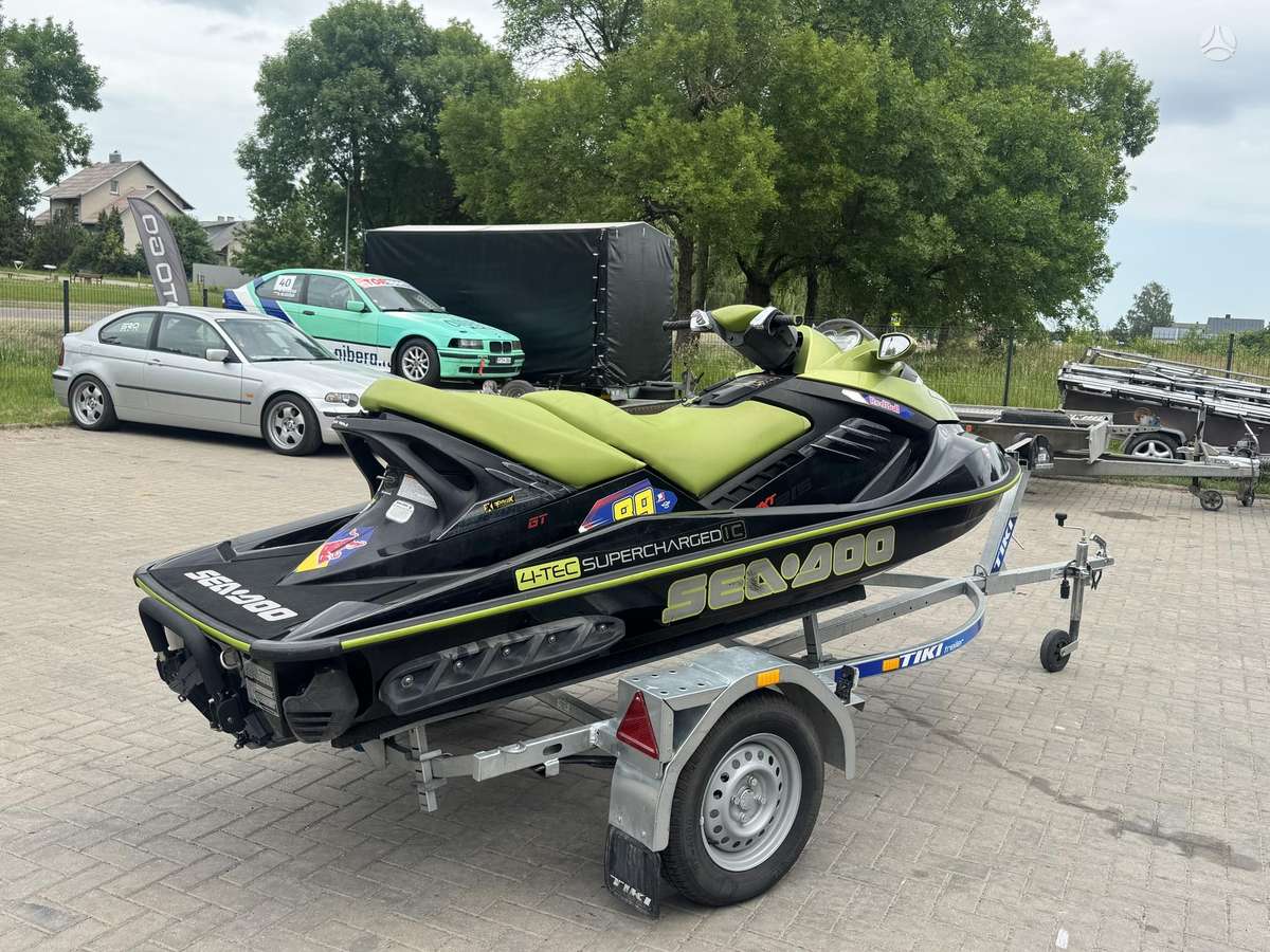 Sea-Doo RXT215, водные мотоциклы