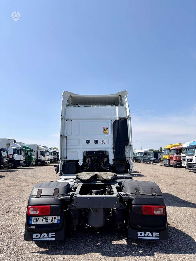 DAF XF 106.480 Space Cab, double sleeper