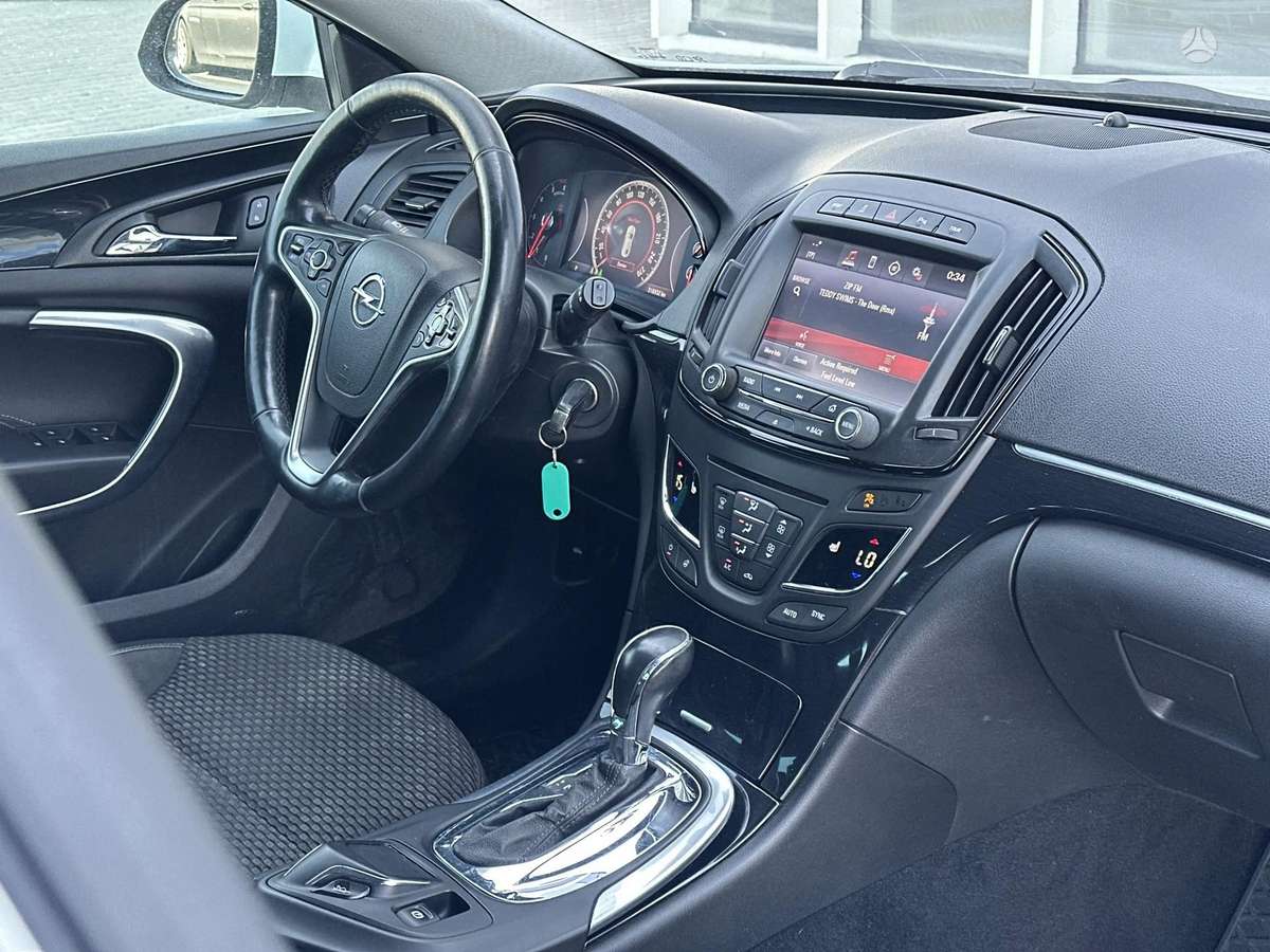 Opel Insignia, 2.0 l., Универсал