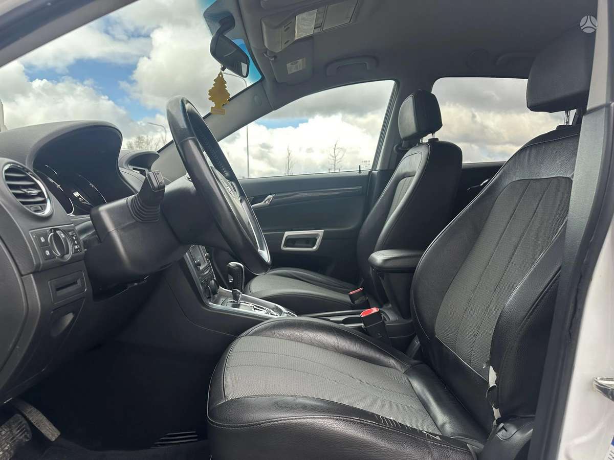 Opel Antara, 2.2 l., Внедорожник / Кроссовер