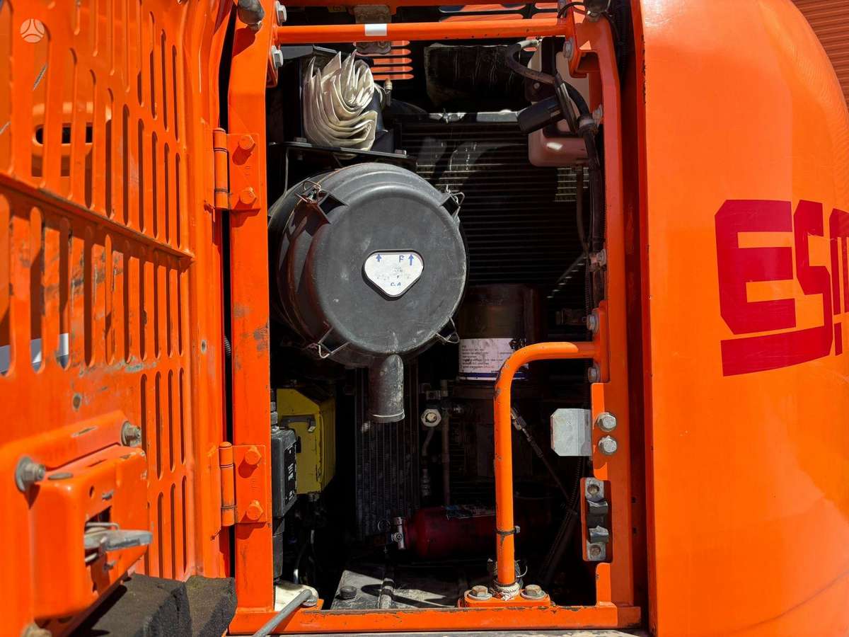 Doosan DX 235 LCR-5, excavator