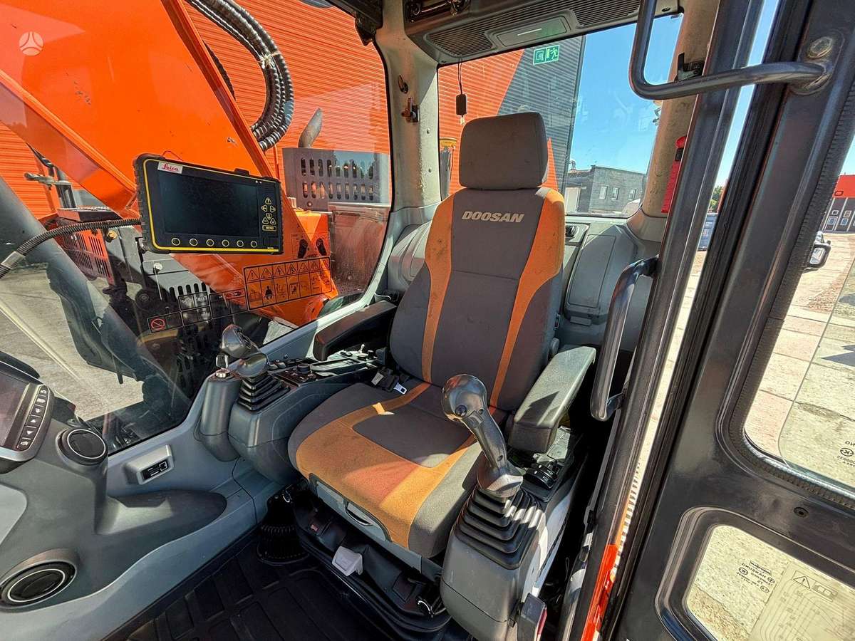 Doosan DX 235 LCR-5, экскаваторы