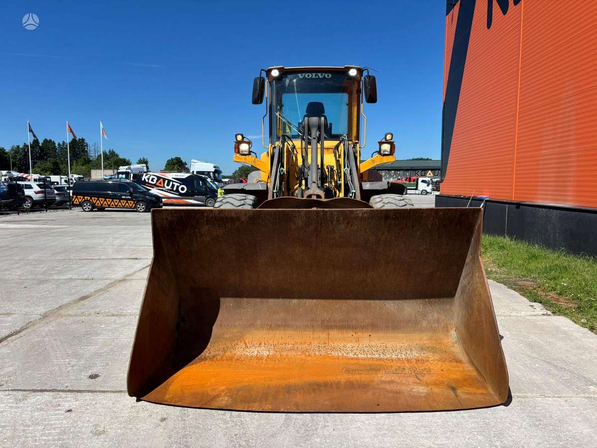 Volvo L 90 E 4x4, frontaliniai krautuvai
