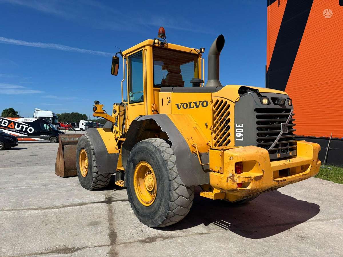 Volvo L 90 E 4x4, frontaliniai krautuvai