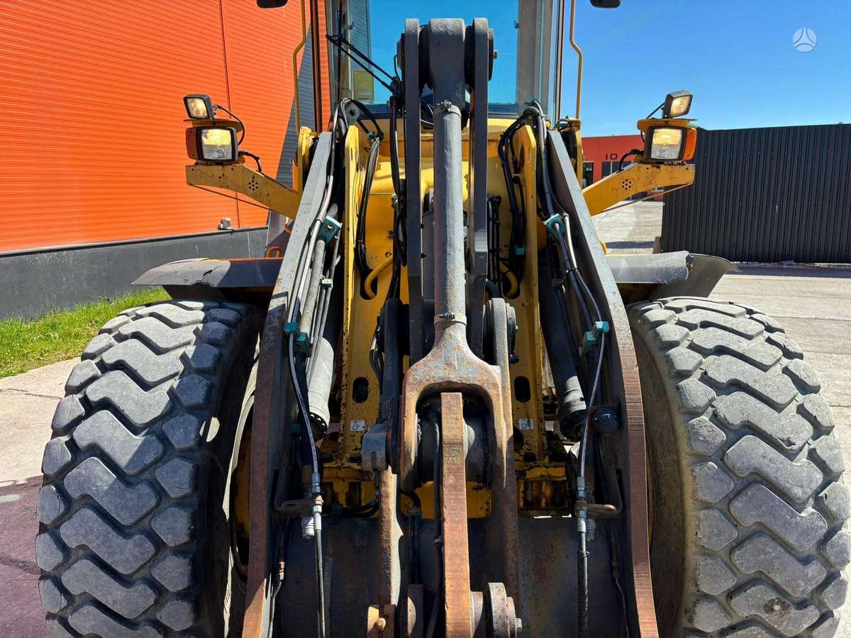 Volvo L 90 E 4x4, frontaliniai krautuvai