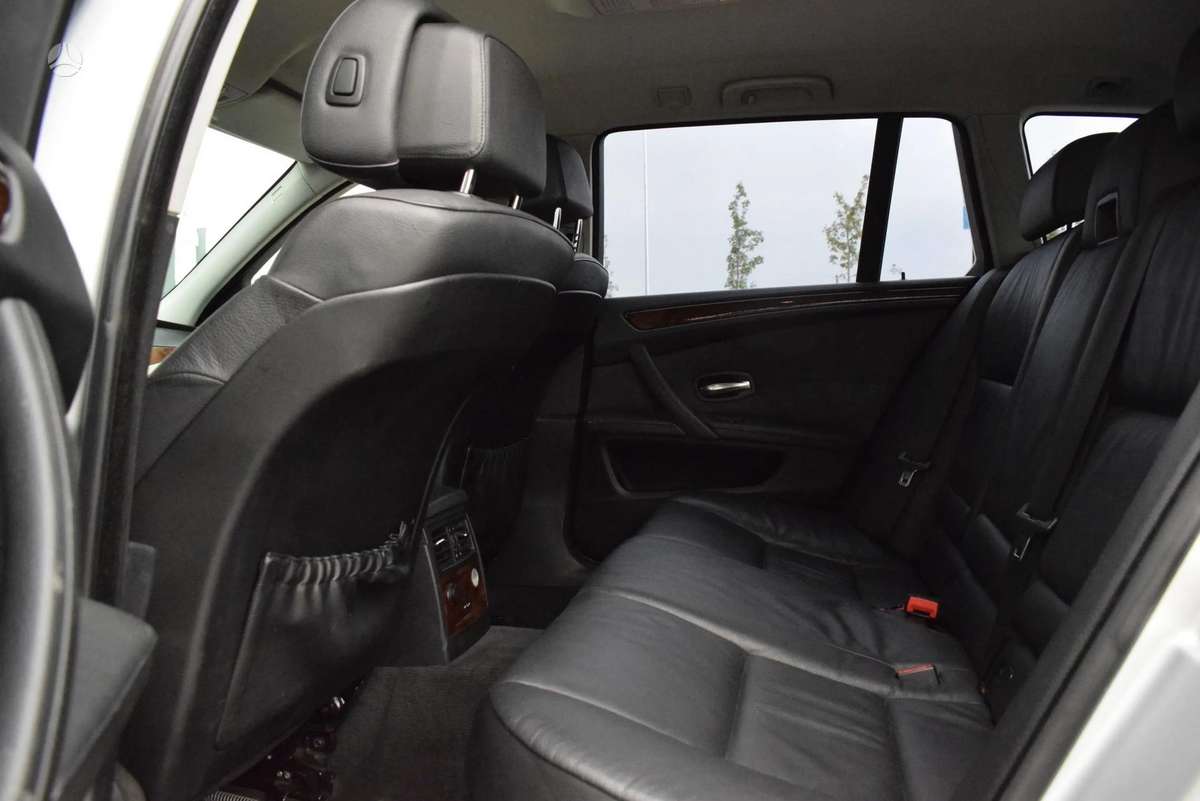 BMW 525, 3.0 l., Универсал