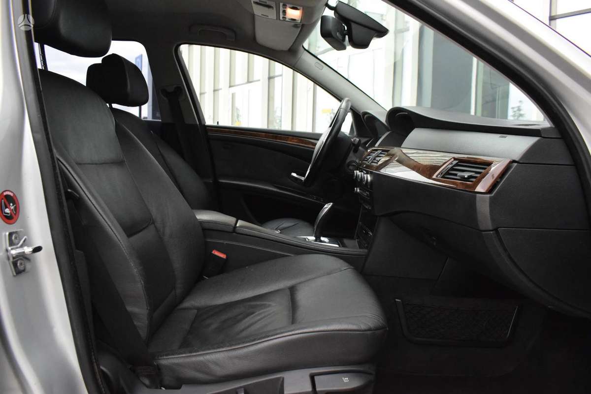 BMW 525, 3.0 l., Универсал