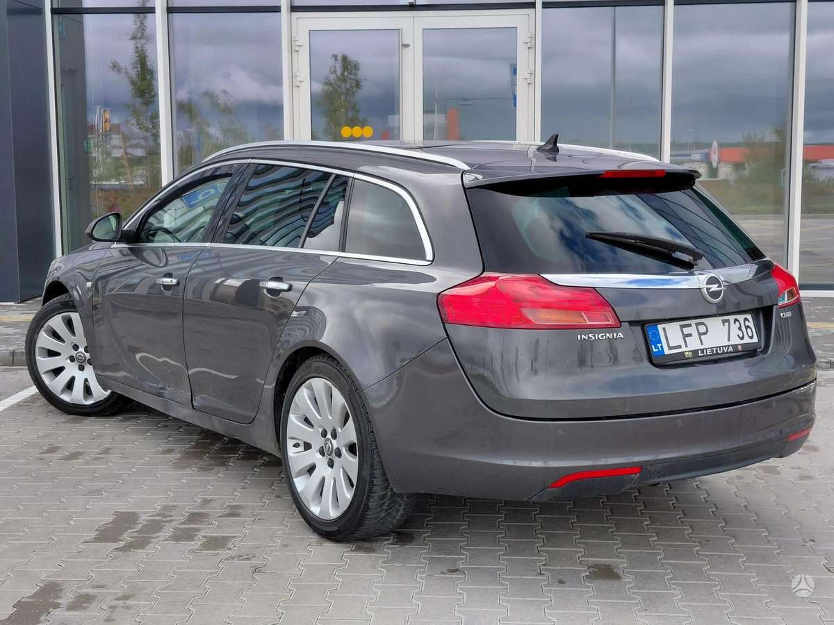 Opel Insignia, 2.0 l., Универсал
