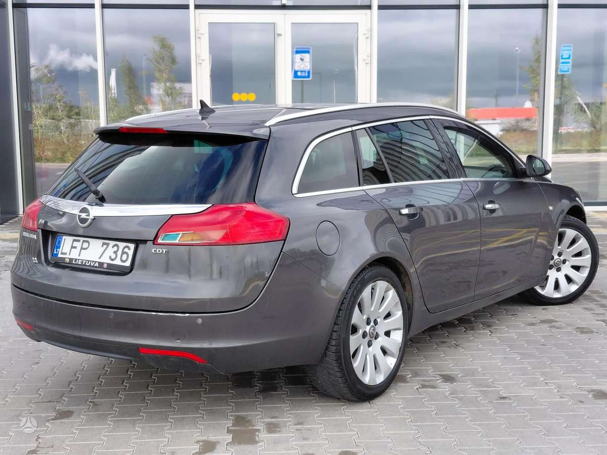 Opel Insignia, 2.0 l., Универсал
