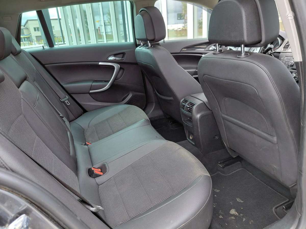 Opel Insignia, 2.0 l., Универсал