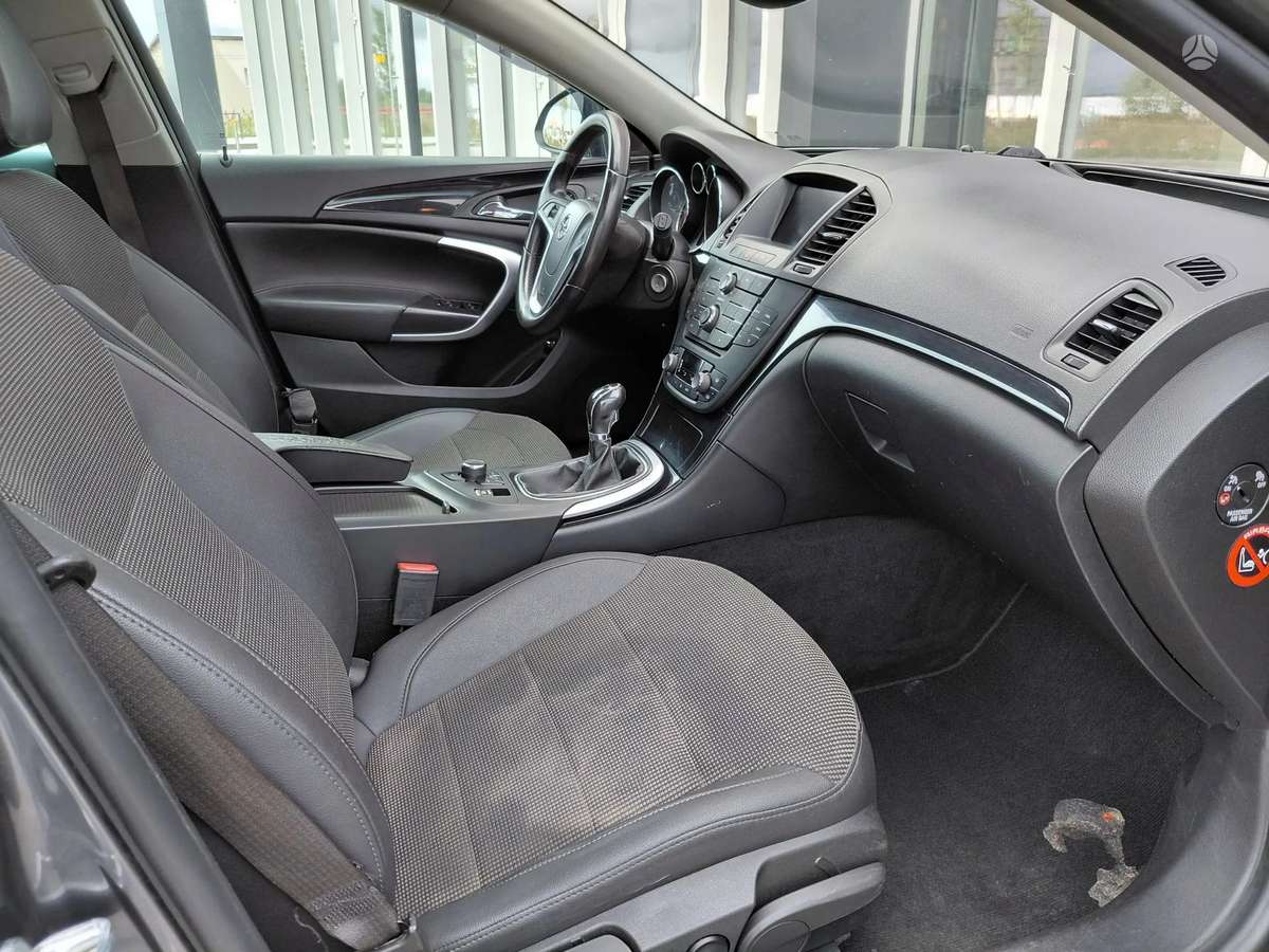 Opel Insignia, 2.0 l., Универсал