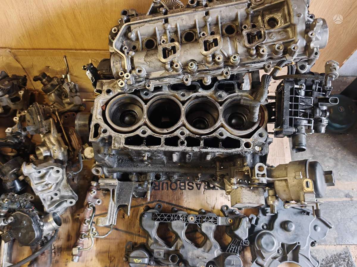 Peugeot 3008 engine parts