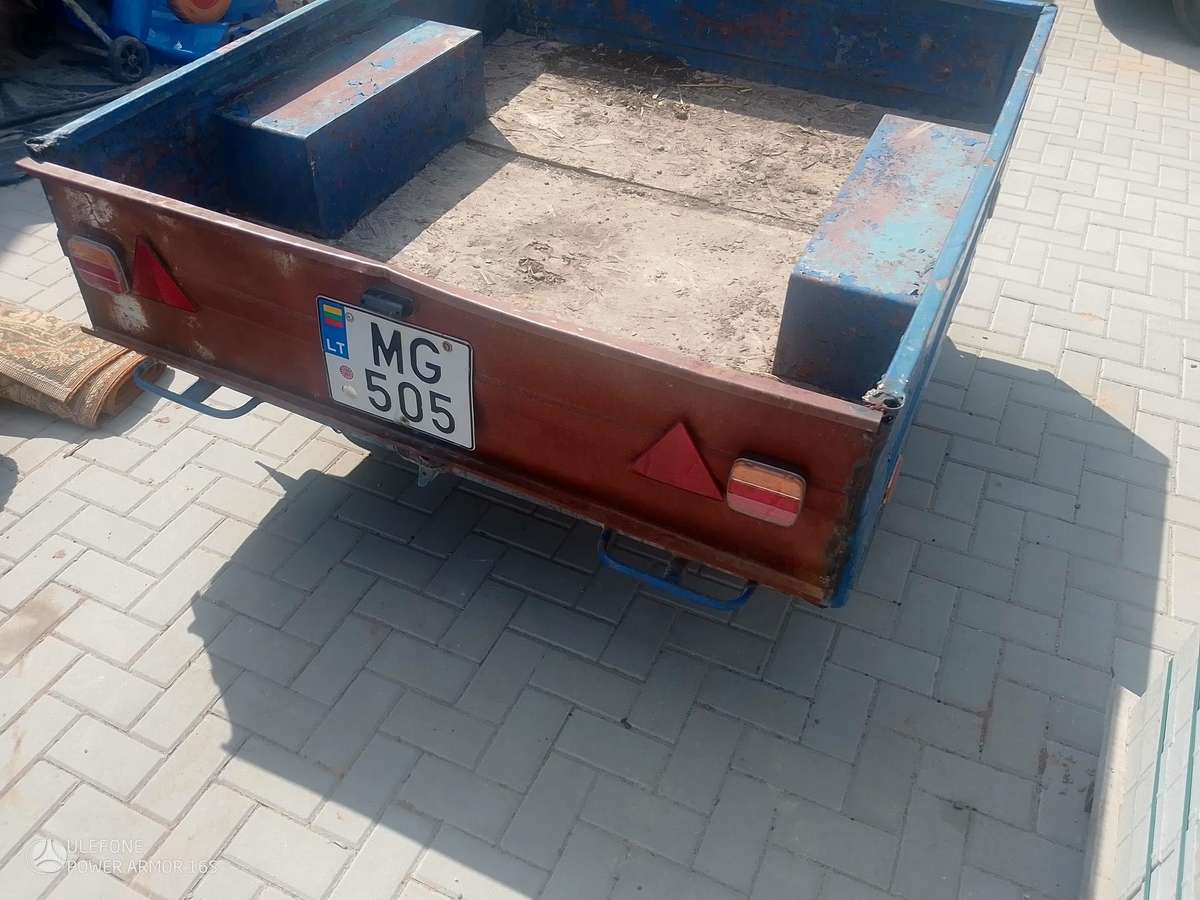MAZ 8114, passenger car trailers