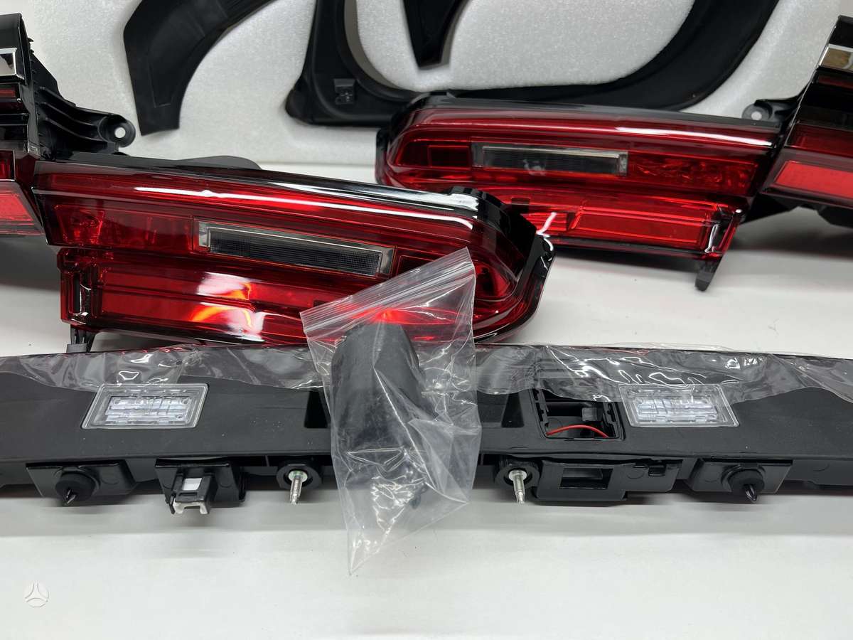 BMW 7 serija lights