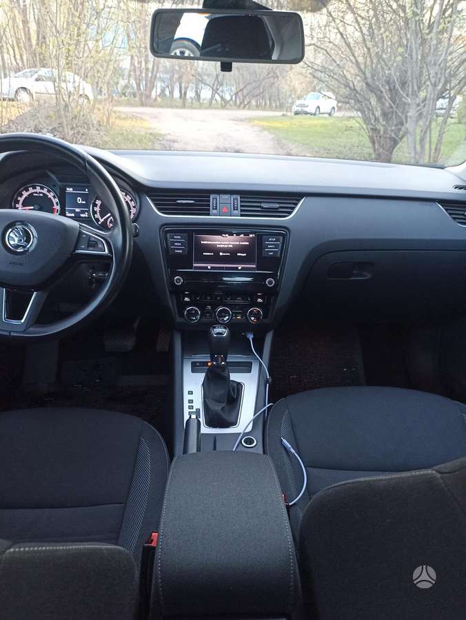 Skoda Octavia, 1.6 l., hatchback