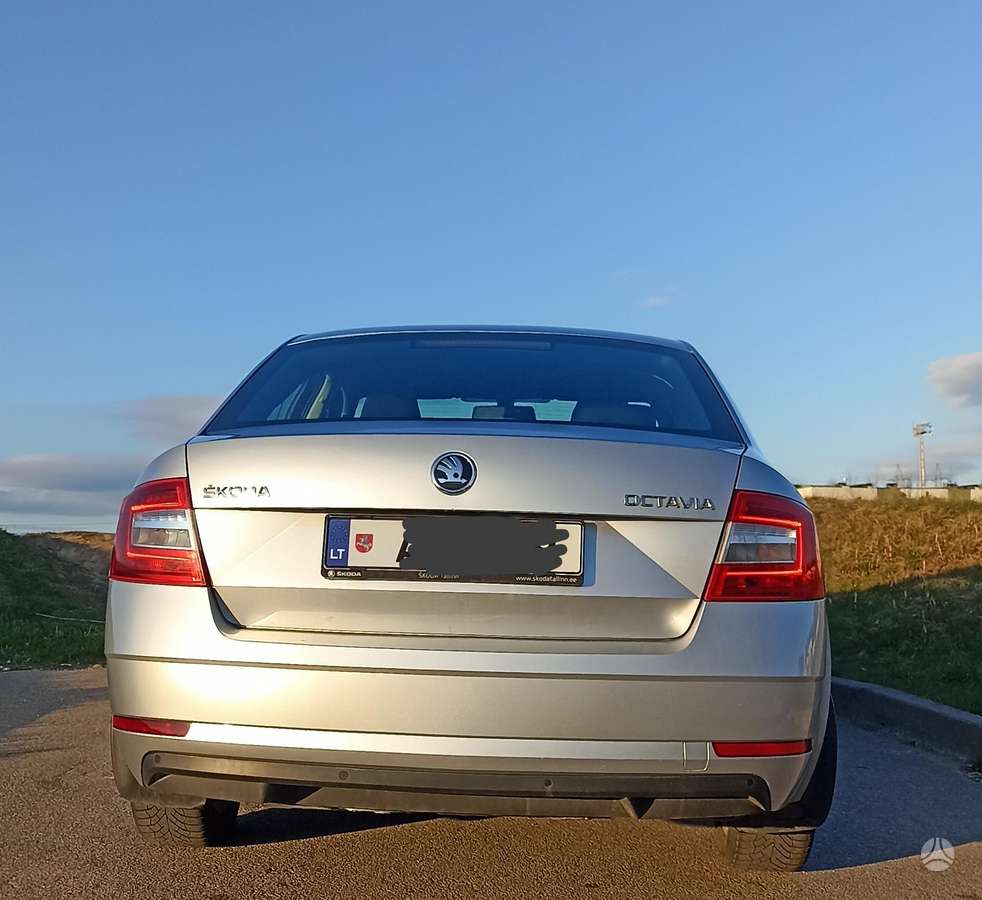 Skoda Octavia, 1.6 l., hatchback