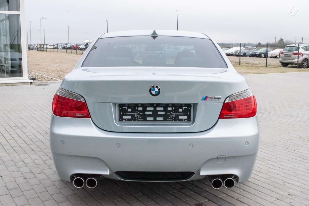 BMW M5, 5.0 l., Седан