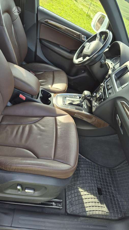 Audi Q5, 2.0 l., Внедорожник / Кроссовер