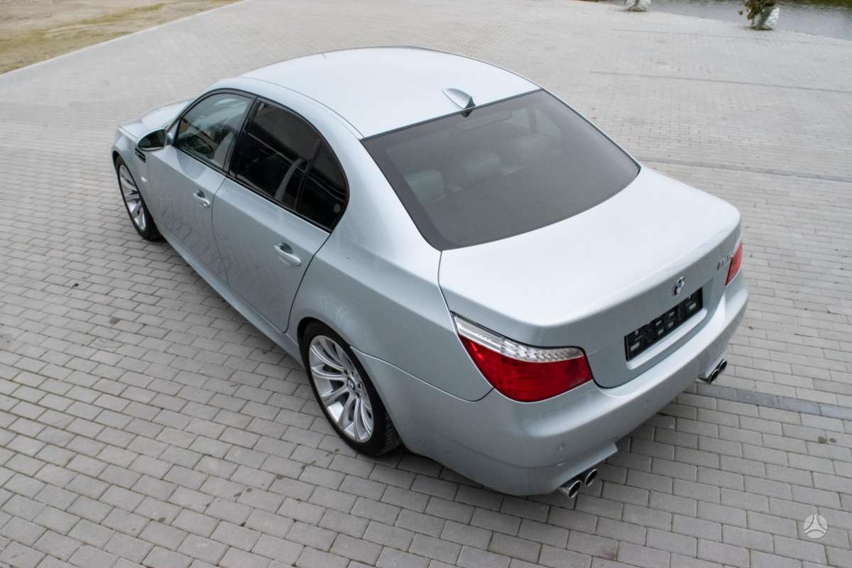 BMW M5, 5.0 l., Седан