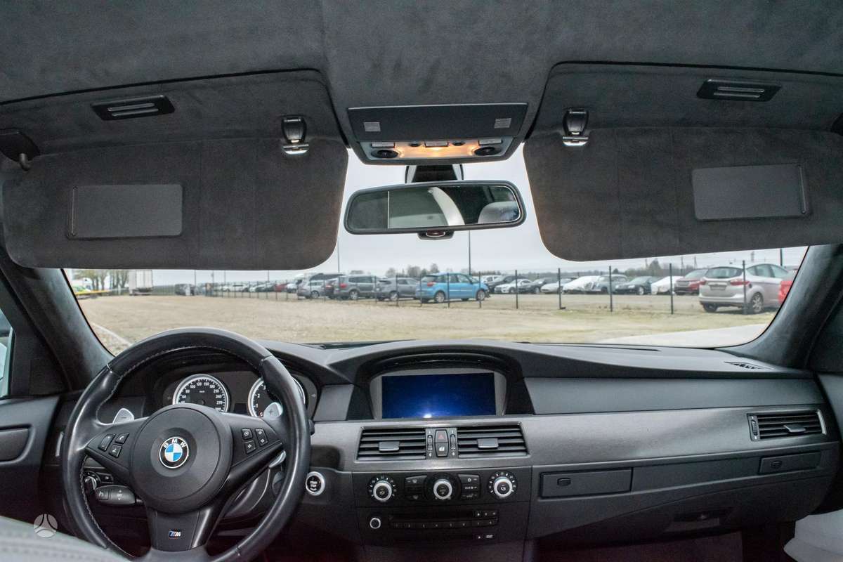 BMW M5, 5.0 l., Седан