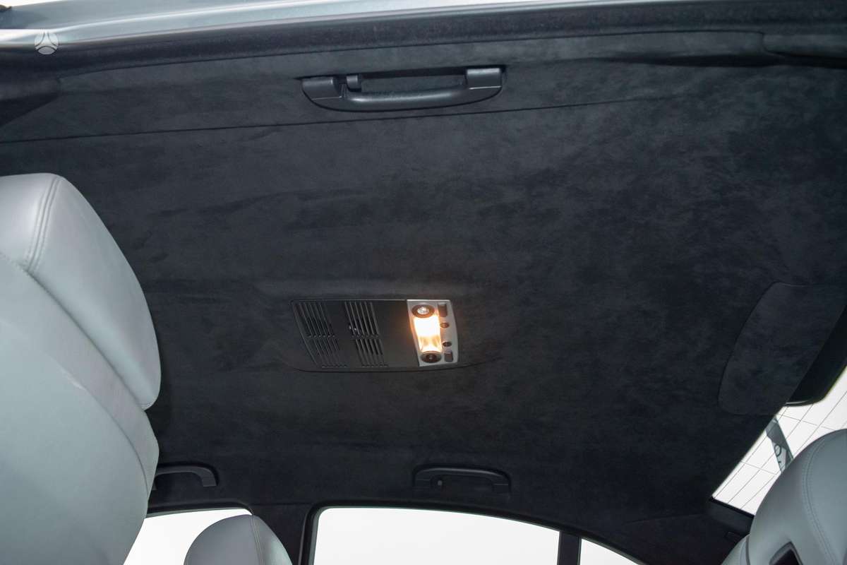 BMW M5, 5.0 l., Седан