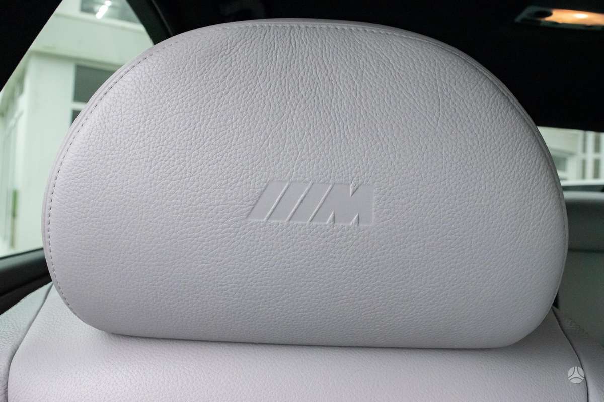 BMW M5, 5.0 l., Седан