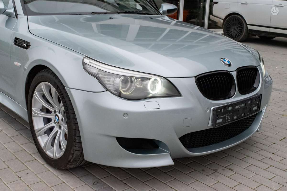 BMW M5, 5.0 l., Седан