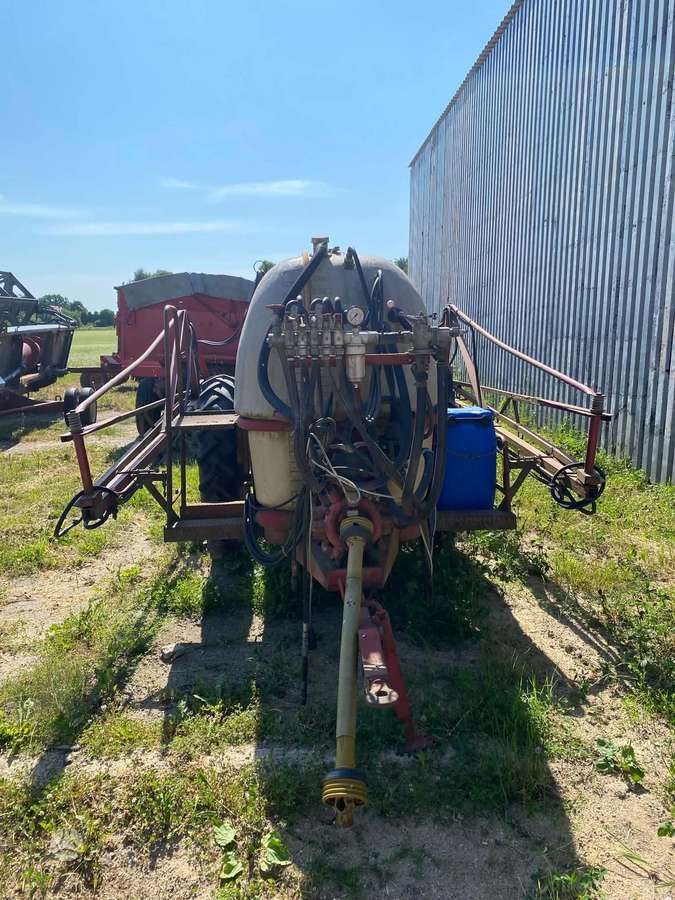 Hardi 16m, разбрызгиватели