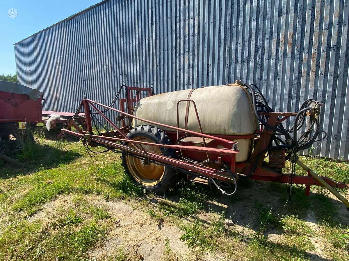 Hardi 16m, sprayers