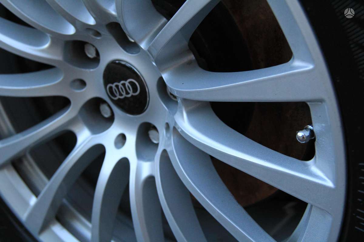 Audi A6, 3.0 l., universalas