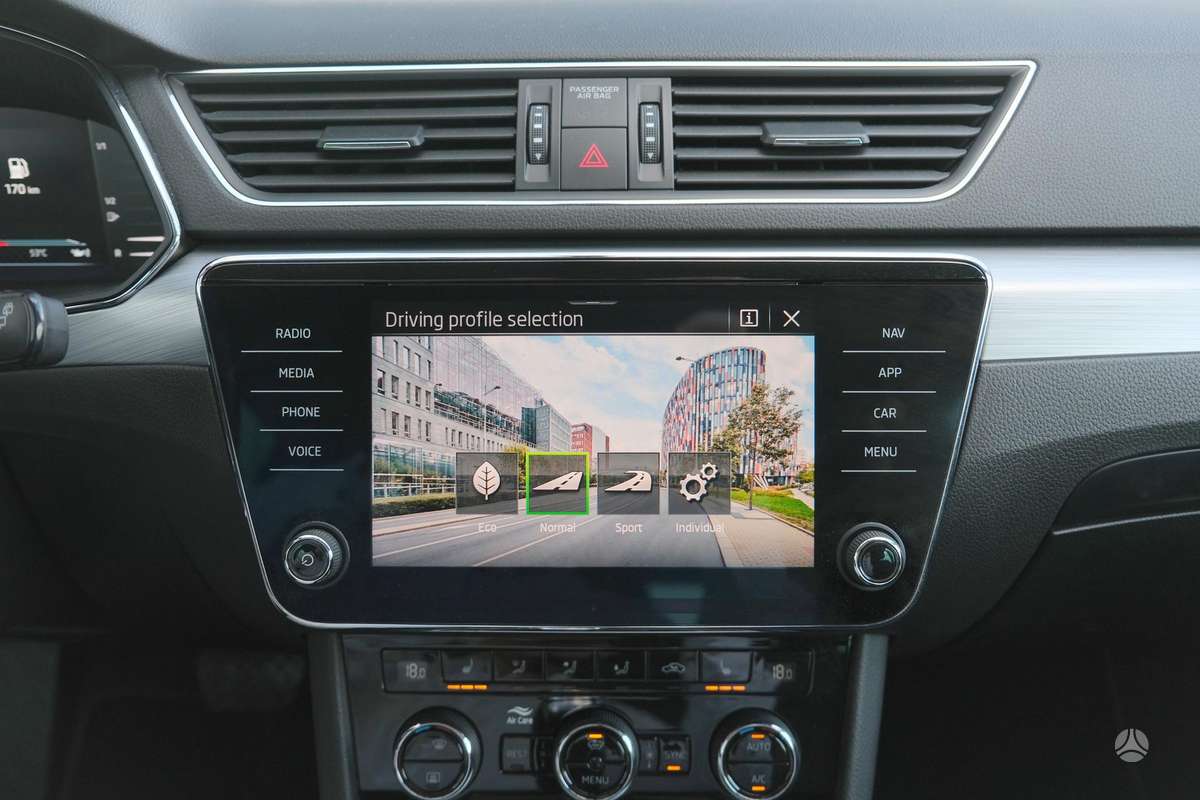 Skoda Superb, 1.5 l., Универсал