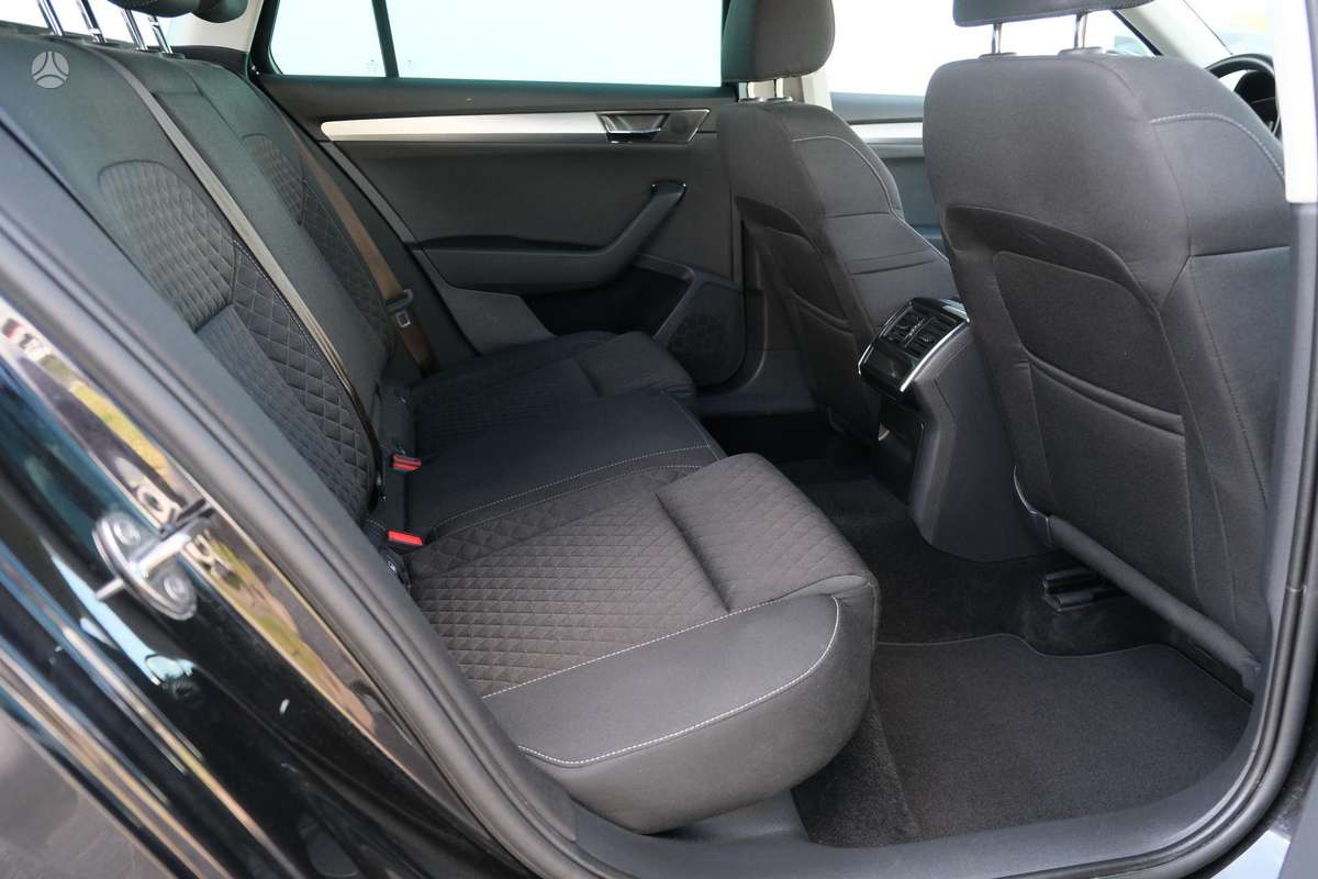 Škoda Superb - 9