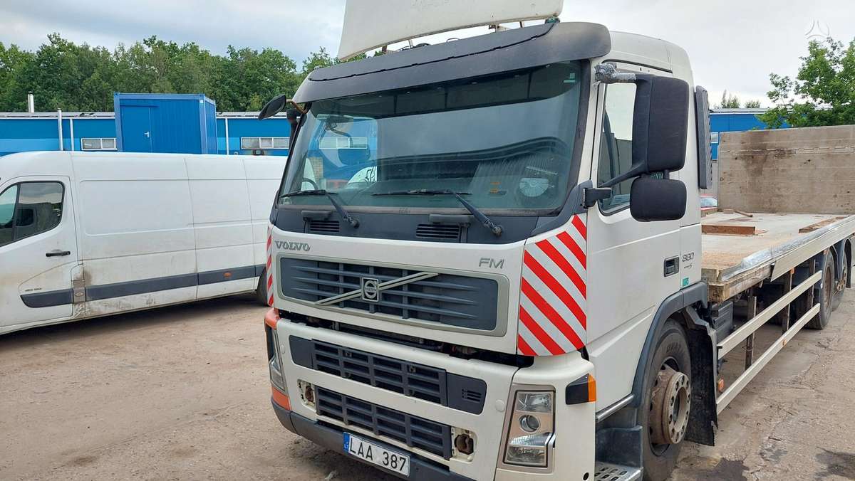 MAN 380, isothermal trucks