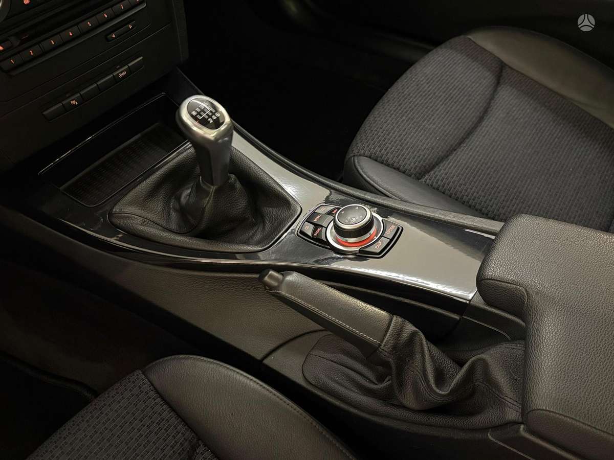 BMW 320, 2.0 l., wagon