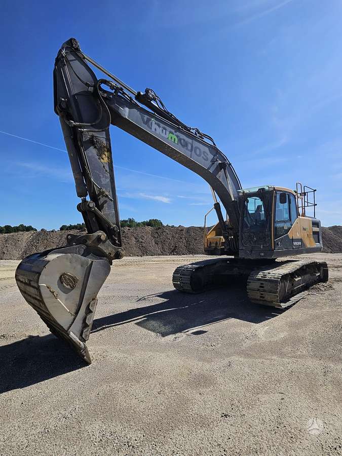 Volvo EC220E garantija 300val., excavator