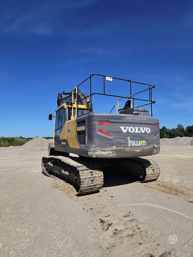 Volvo EC220E garantija 300val., excavator