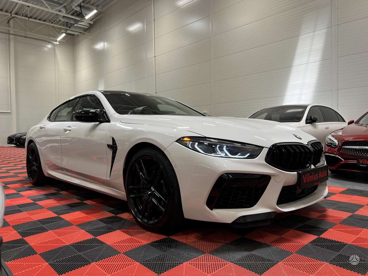 BMW M8, 4.4 l., Седан