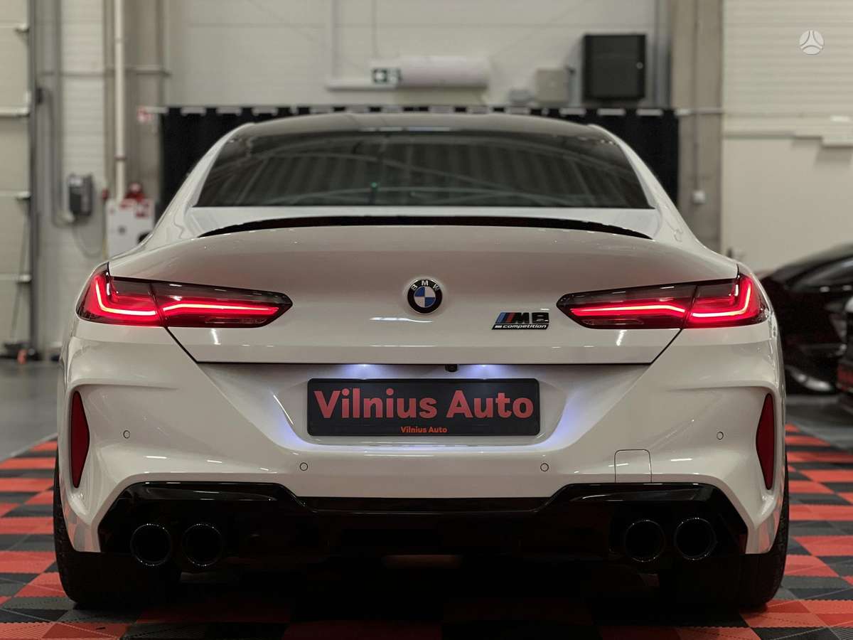 BMW M8, 4.4 l., Седан