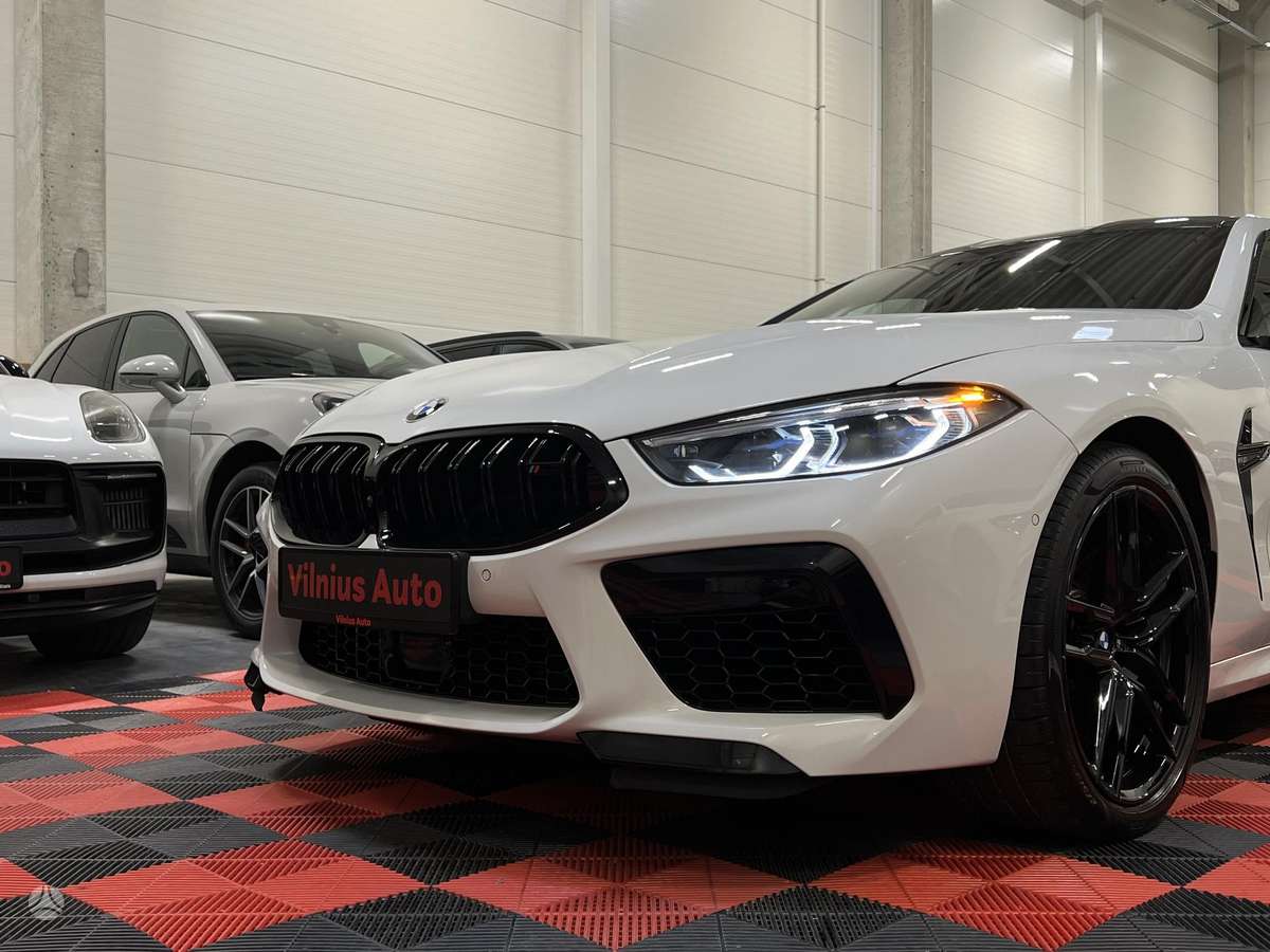 BMW M8, 4.4 l., Седан