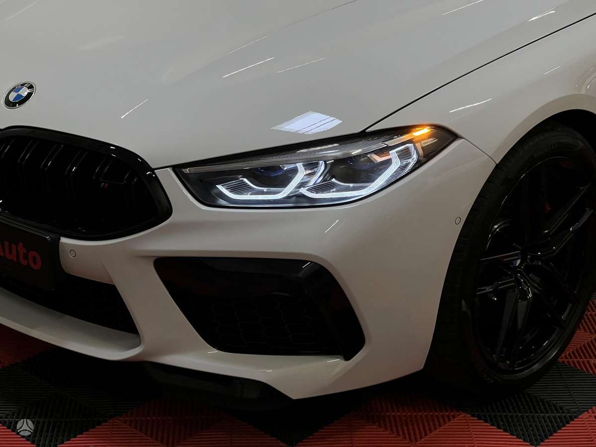 BMW M8, 4.4 l., Седан