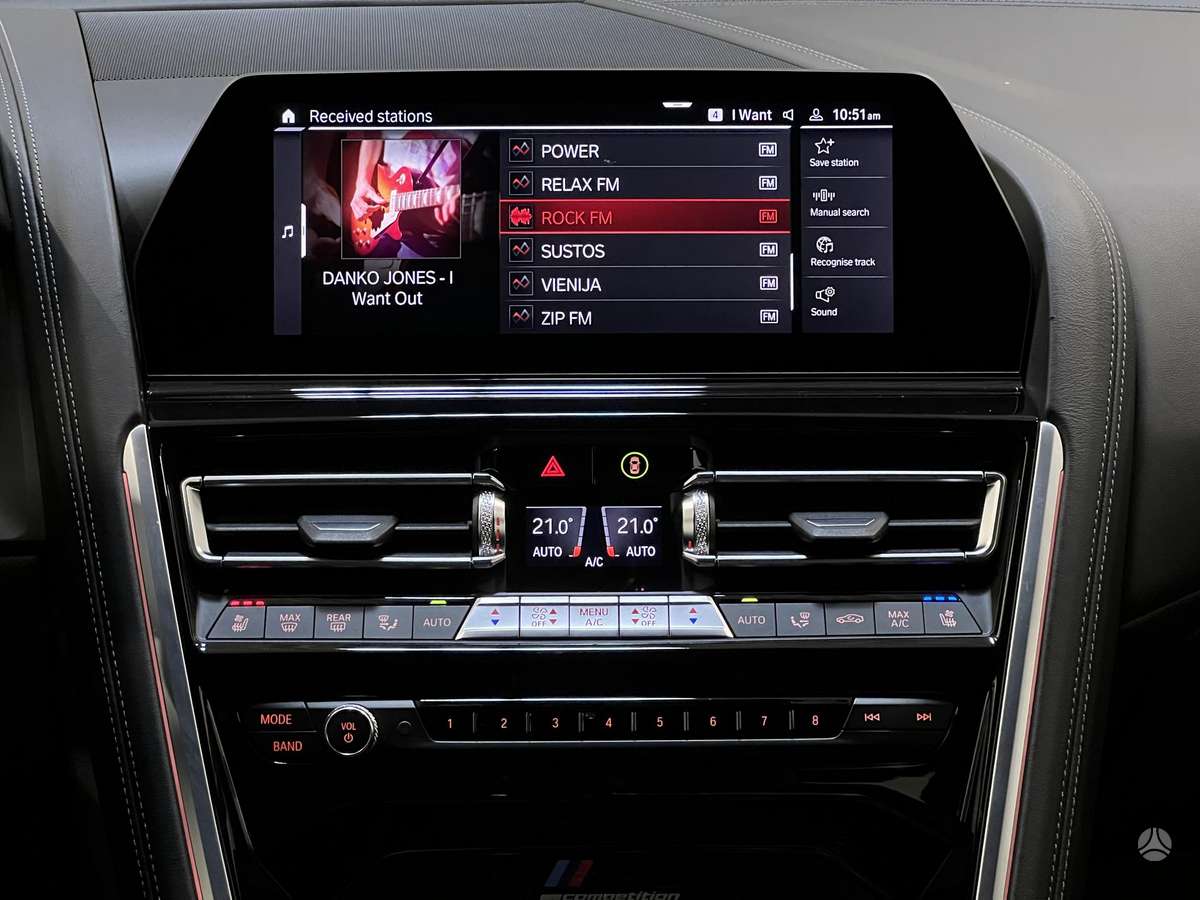 BMW M8, 4.4 l., Седан