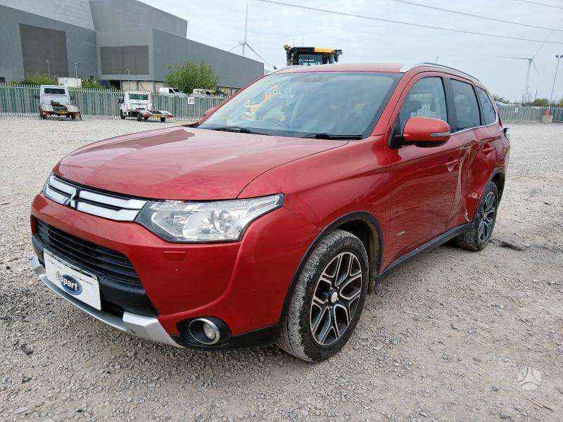 Mitsubishi Outlander for parts