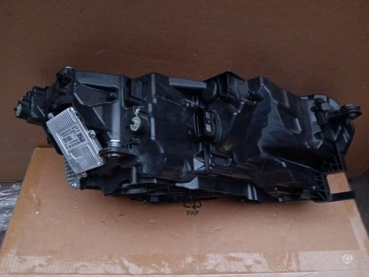 Skoda Octavia body parts