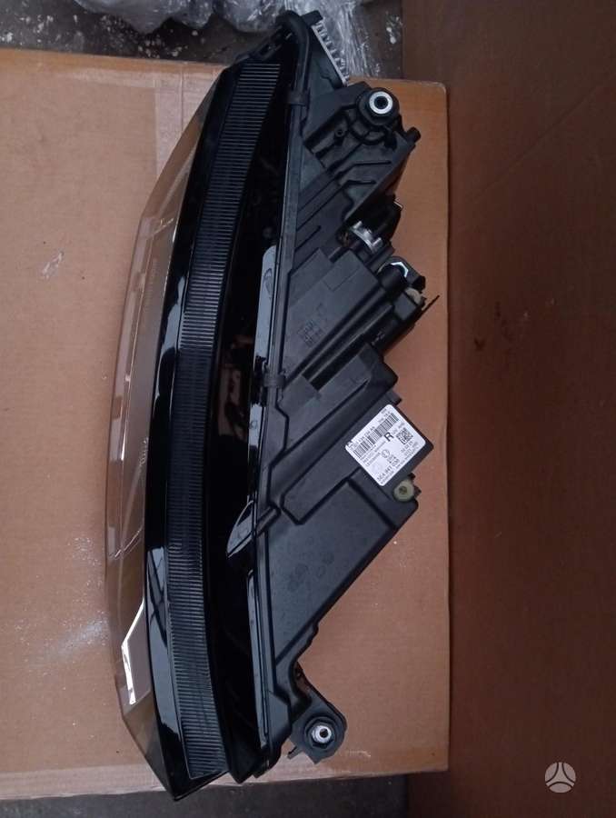 Skoda Octavia body parts