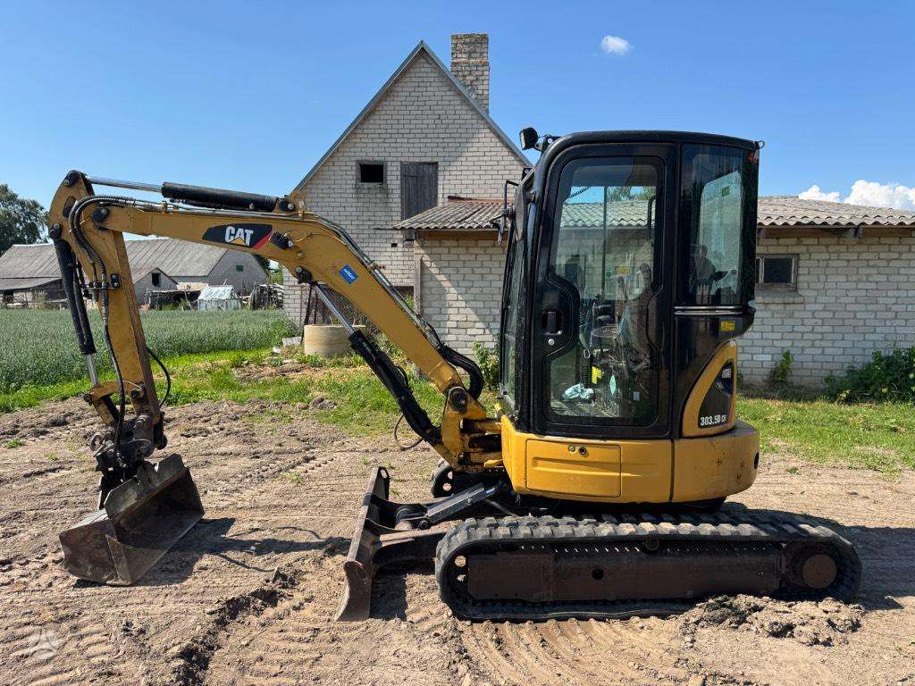 Caterpillar 303.5 D CR, mini excavator